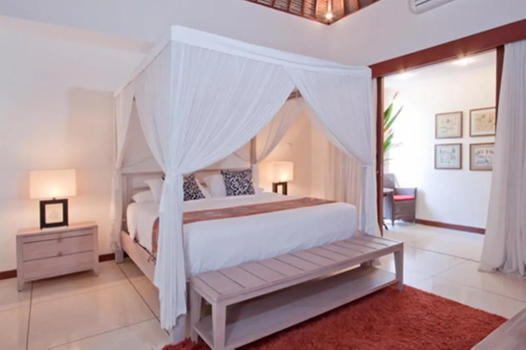 Arwana Estate Villa Seminyak   Seminyak (Bali)