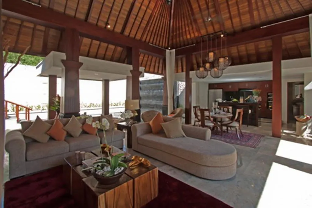Arwana Estate Villa Seminyak
