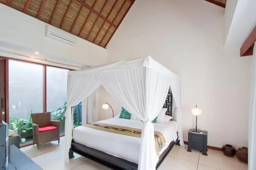 Arwana Estate Villa Seminyak