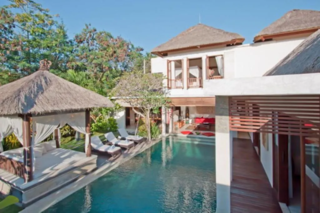 Arwana Estate Villa Seminyak   Seminyak (Bali)