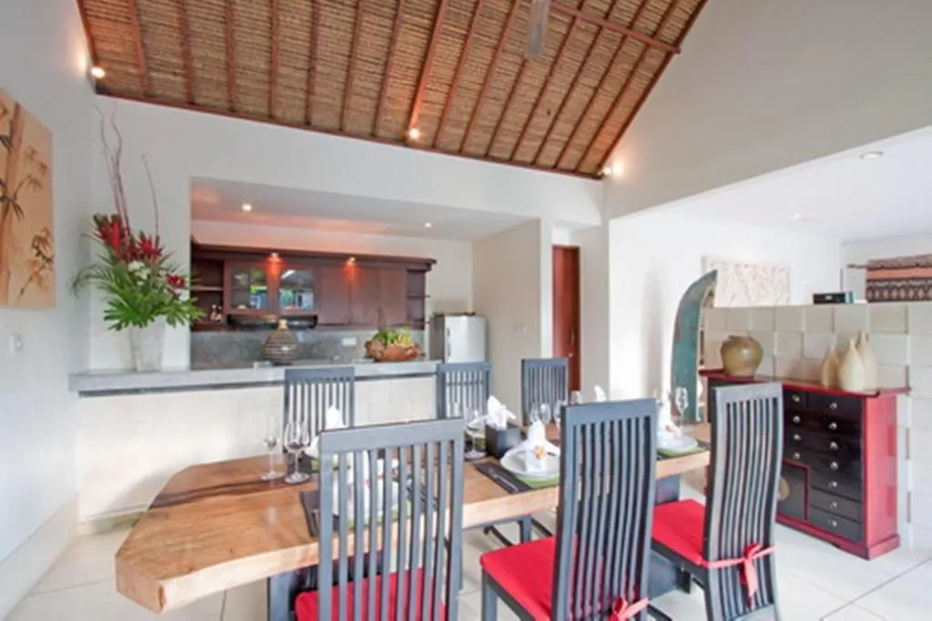 Arwana Estate Villa Seminyak  0*, Seminyak (Bali)